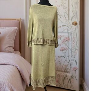 Elegant Knit Skirt Set